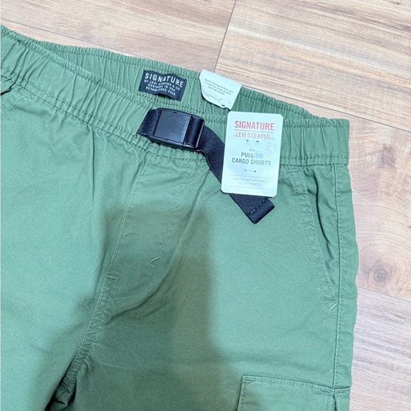 Signature by Levi Strauss Boys Olive Cargo Shorts Size XL - Picture 4 of 12